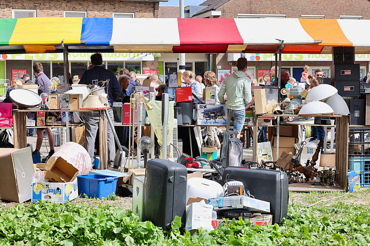 Rommelmarkt 2022 Waarder_109